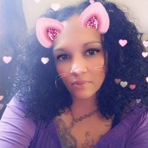 Meet your Posher, Dionne